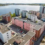2br Lakefront Near Railway Station & Downtown * Jyväskylä