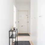 アパート 2br Lakefront Near Railway Station & Downtown
