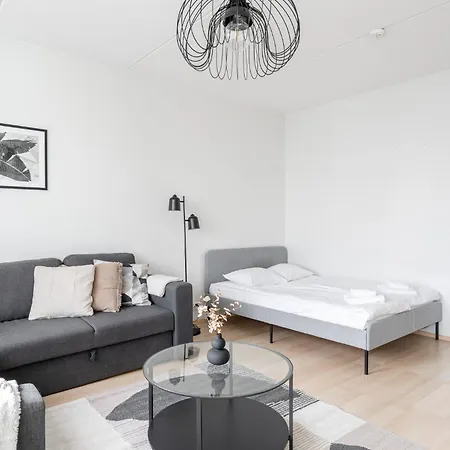 2br Lakefront Near Railway Station & Downtown Jyväskylä
